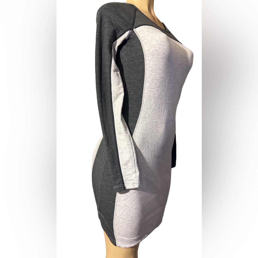 ATHLETA Omega Long Sleeve Colorblock Dress ~ Heather Gray